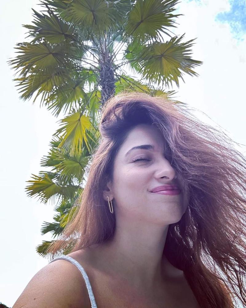 actress-tamannaah-bhatia-hot-clicks